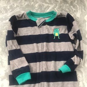 Carter’s 3T Footed Fleece Pajamas with zipper